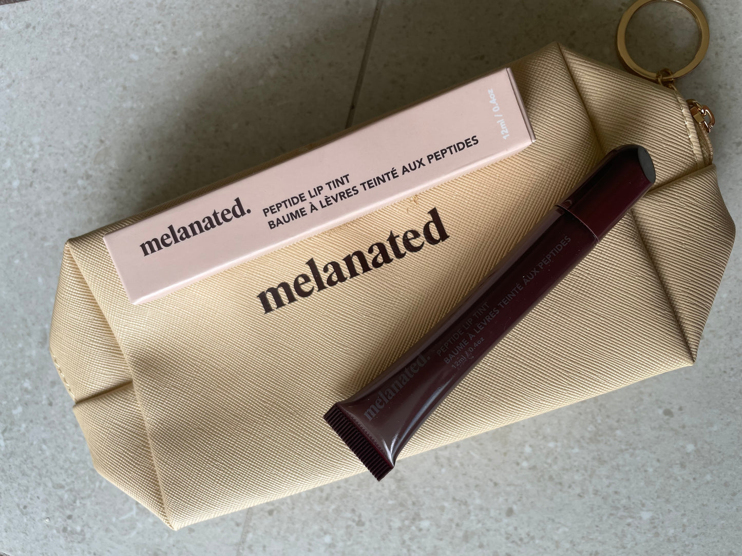 FREE BEAUTY BAG w/ Purchase