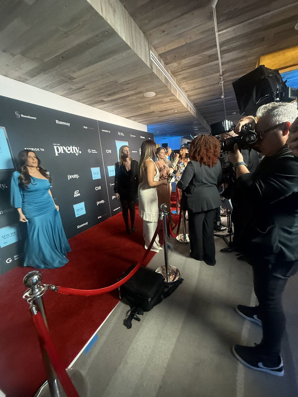 The red carpet press line